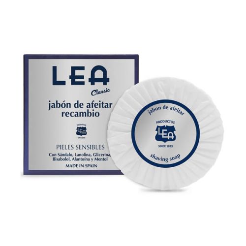 Σαπούνι ξυρίσματος Lea Classic των 100 γραμμαρίων με ζεστό άρωμα σανταλόξυλο και βρύο.