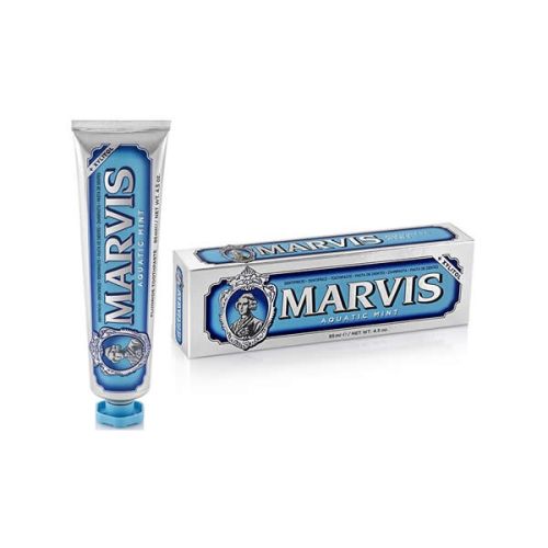 Οδοντόκρεμα του Ιταλικού οίκου Marvis με ελάχιστα πιο γλυκιά γεύση μέντας από τις υπόλποιπες της ίδιας εταιρείας. Διατίθεται σε σωληνάριο των 85ml